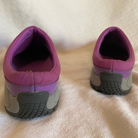 Merrell Sure Grip Slip On Shoes Size 7 - Picture 3 of 11